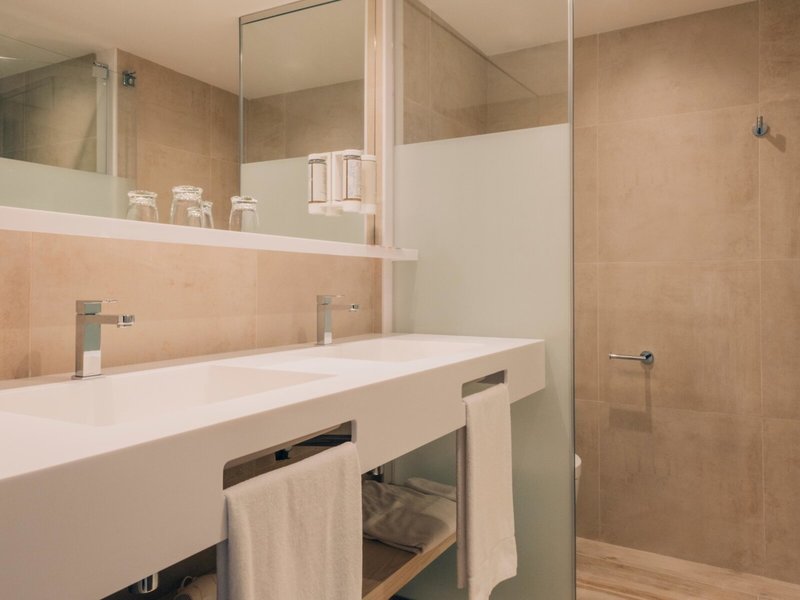 Iberostar Waves Royal Andalus 35