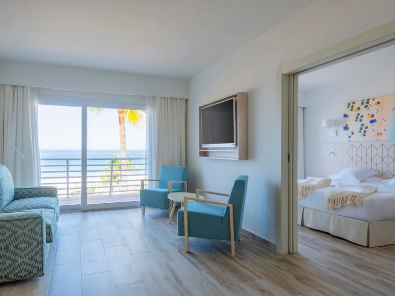 Iberostar Waves Royal Andalus 46