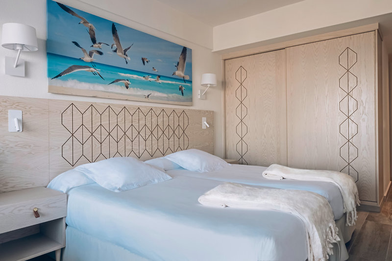 Iberostar Waves Royal Andalus 15