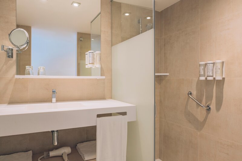 Iberostar Waves Royal Andalus 25