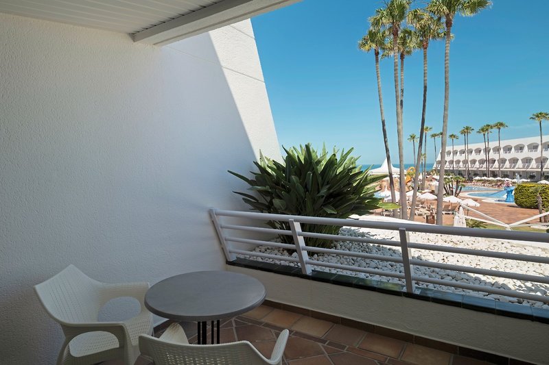 Iberostar Waves Royal Andalus 18