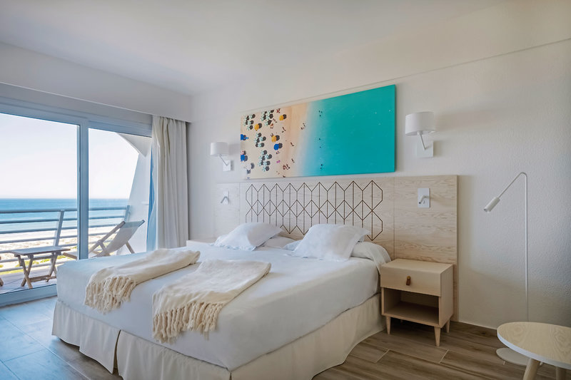 Iberostar Waves Royal Andalus 22