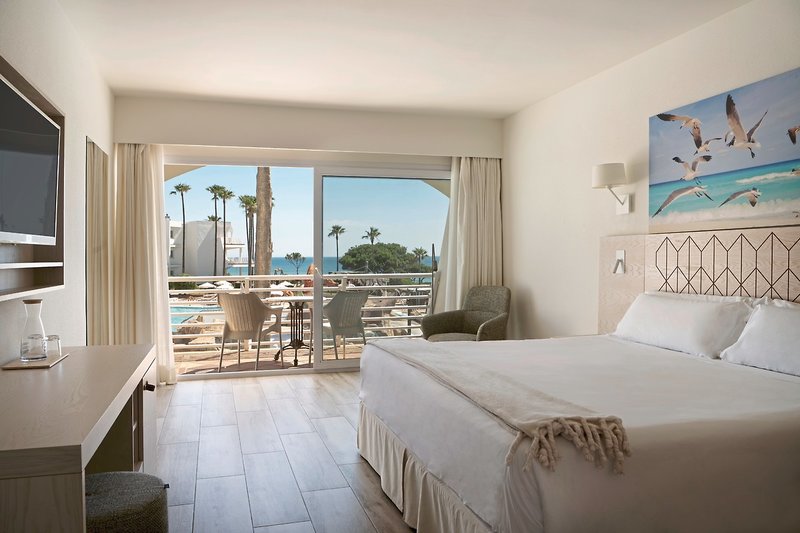 Iberostar Waves Royal Andalus 24