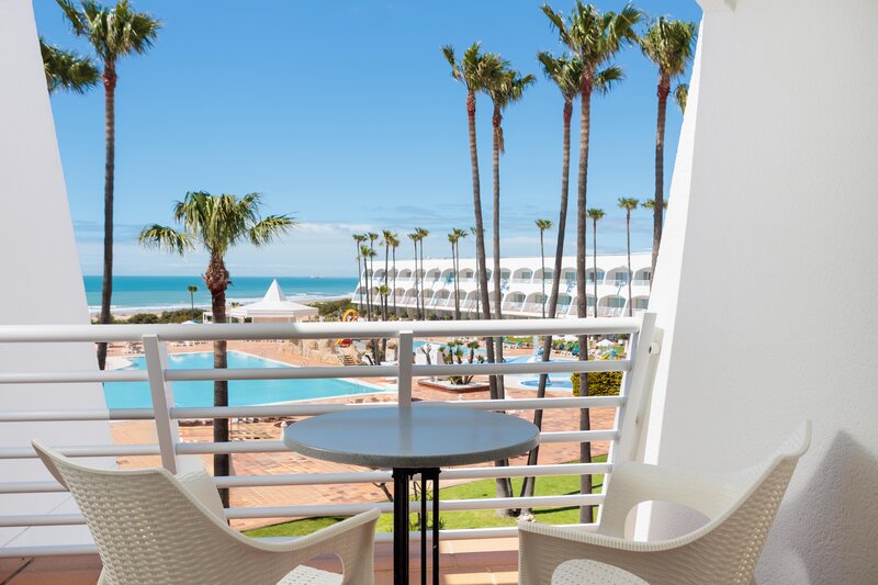 Iberostar Waves Royal Andalus 42