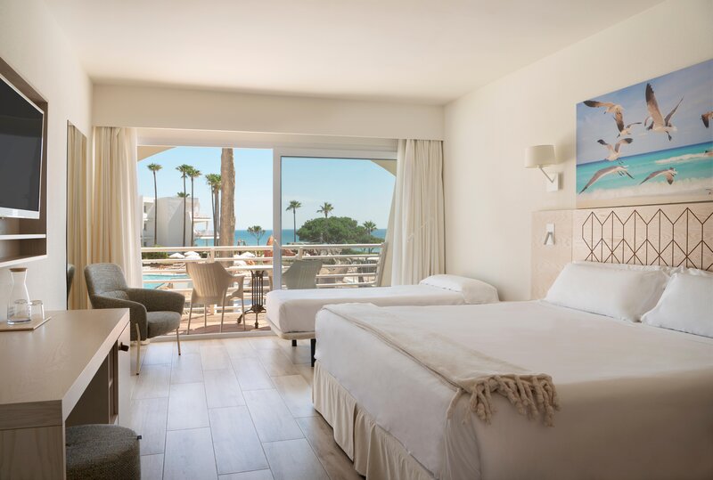 Iberostar Waves Royal Andalus 46