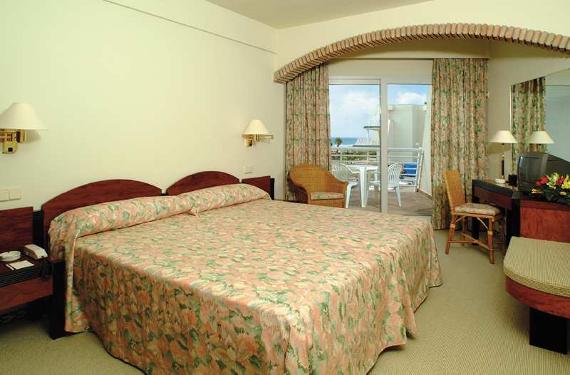 Iberostar Waves Royal Andalus 41