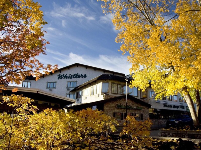 Whistlers Inn 3