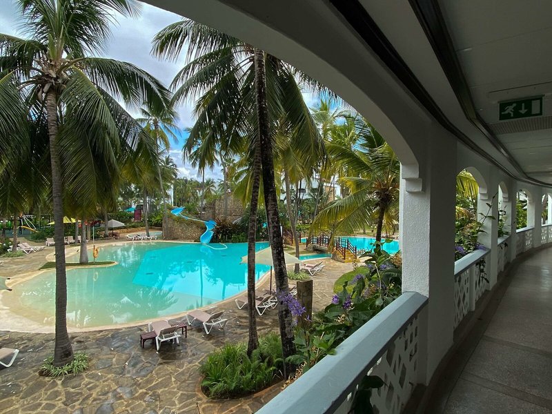 Sarova Whitesands Beach Resort & Spa 9