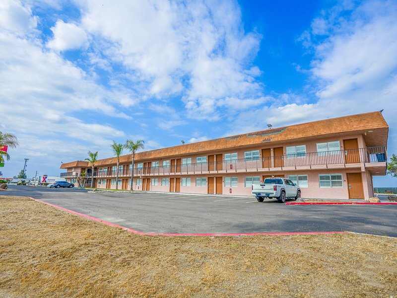Economy Inn- Buttonwillow I-5 5