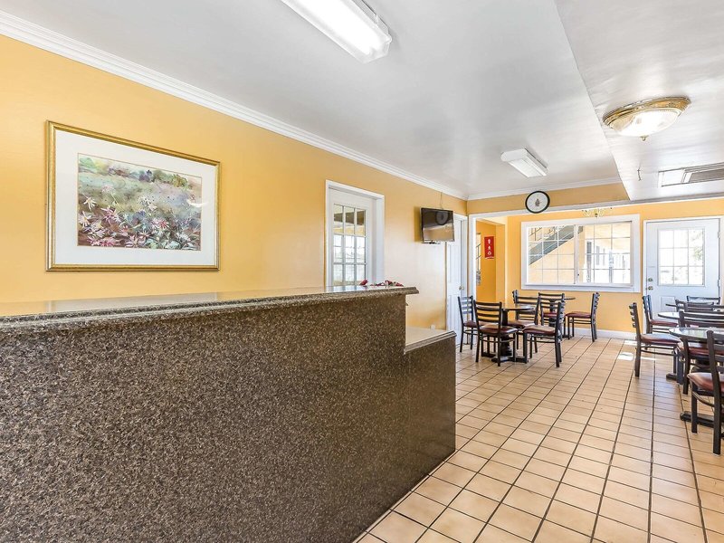 Economy Inn- Buttonwillow I-5 9