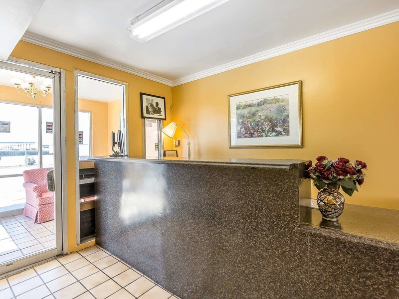 Economy Inn- Buttonwillow I-5 10