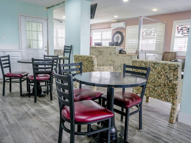 Economy Inn- Buttonwillow I-5 12