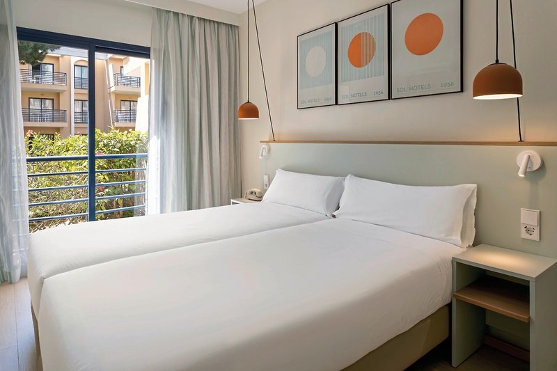 Sol Sancti Petri Apartamentos 13