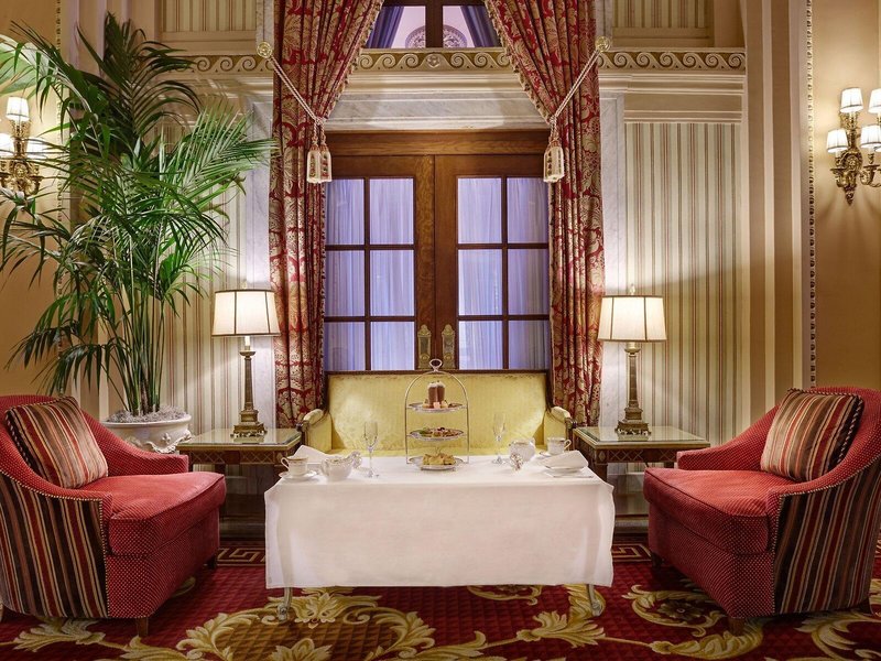 Intercontinental the Willard 13