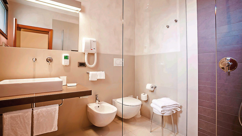 Atlantic Terme Natural 8 - Bathroom Example