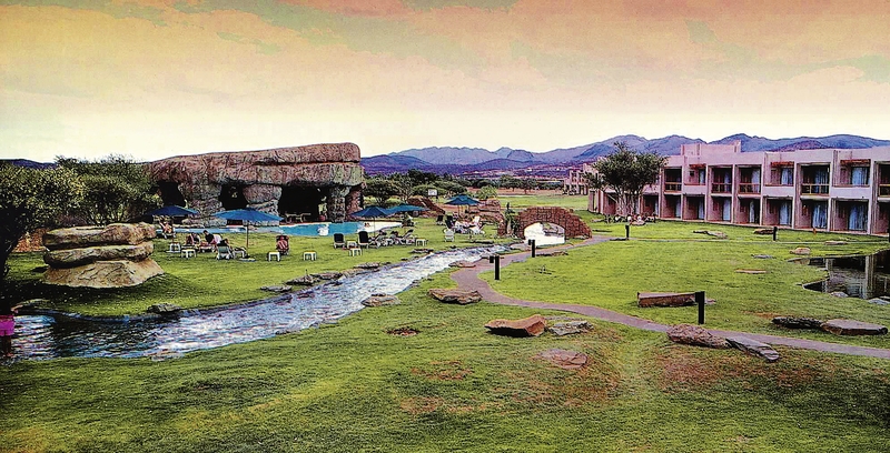 Windhoek Country Club Resort 8