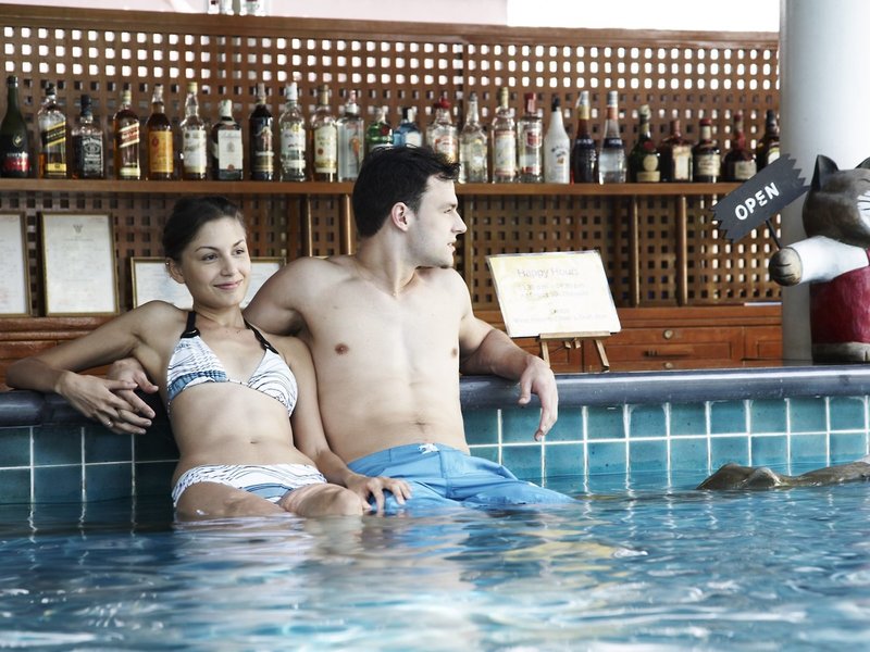 Woodlands Hotel & Resort  13