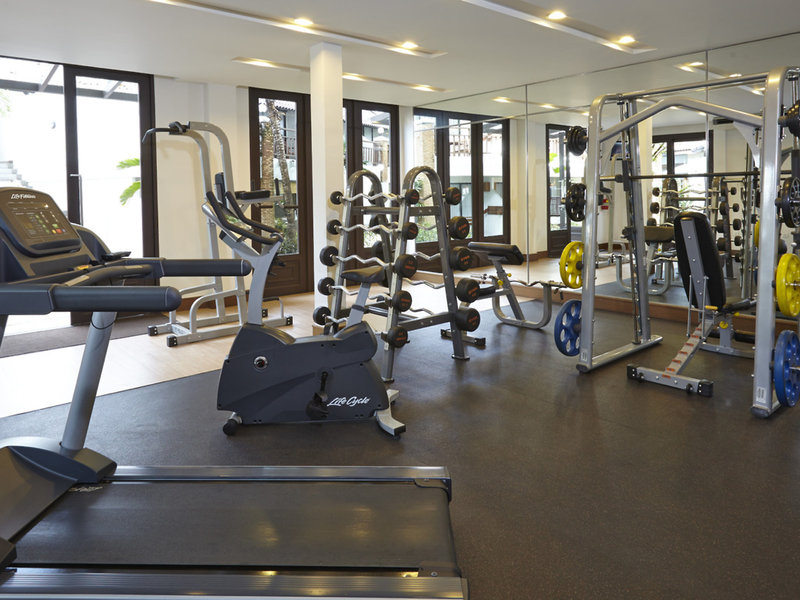 Woodlands Hotel & Resort  19