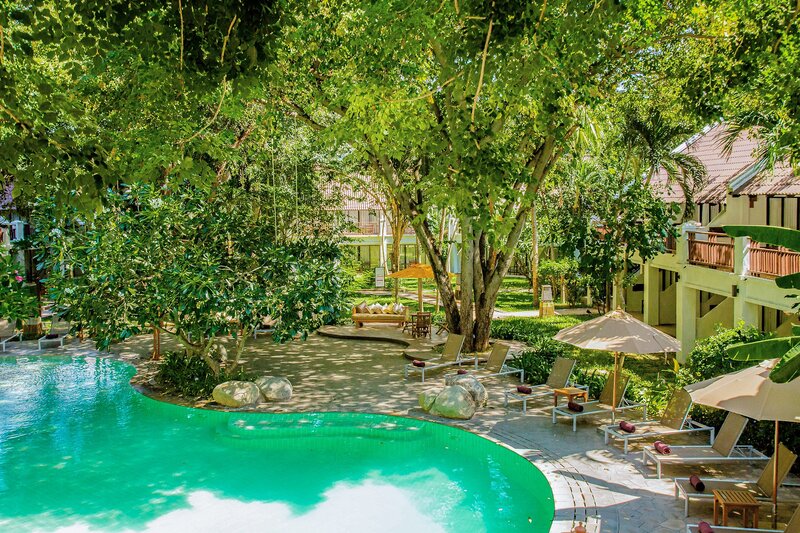 Woodlands Hotel & Resort  4