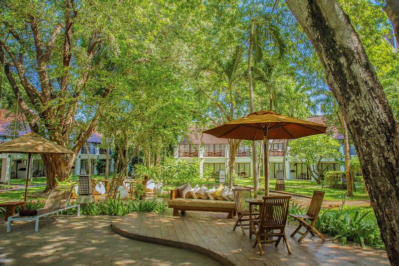 Woodlands Hotel & Resort  7