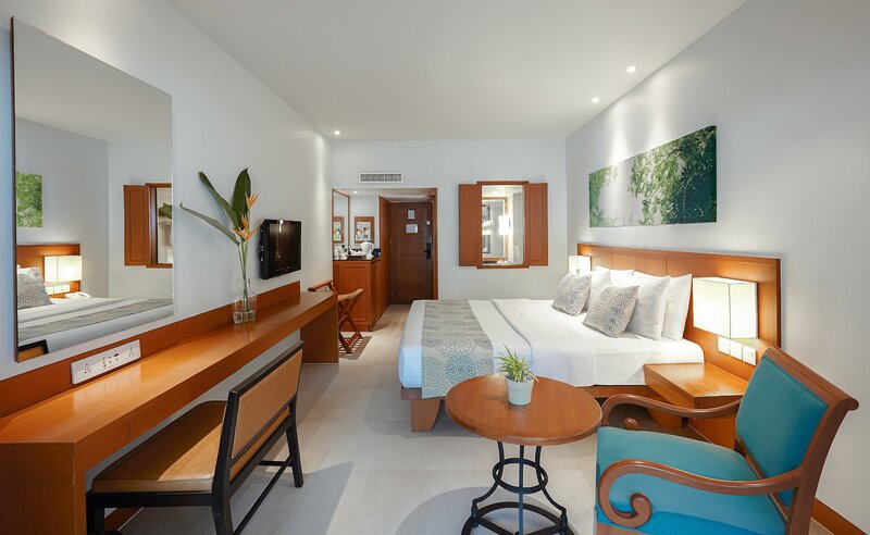 Woodlands Hotel & Resort  18