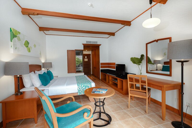 Woodlands Hotel & Resort  20