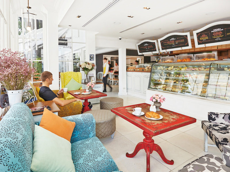 Woodlands Hotel & Resort  11