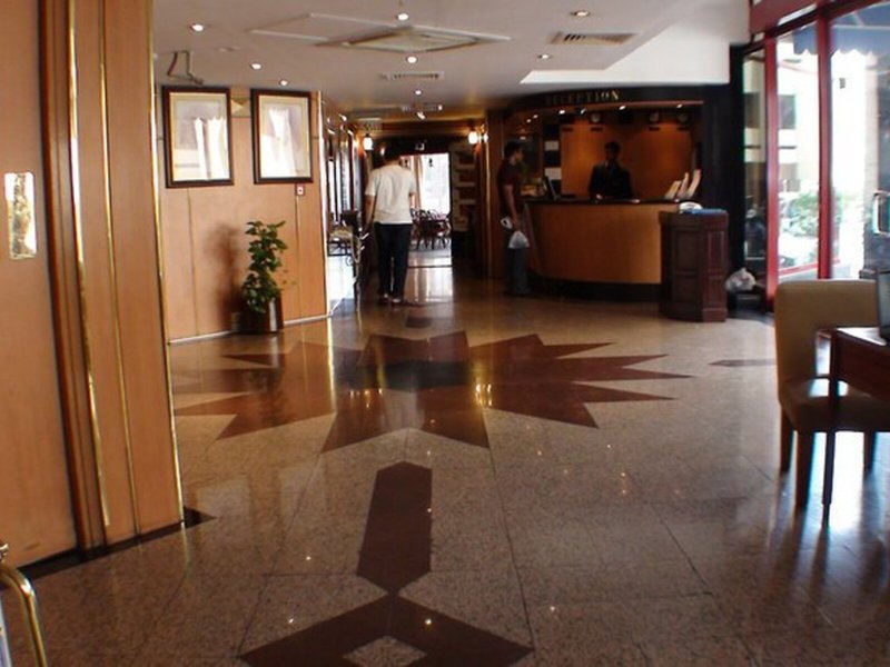 Sun & Sands Downtown Hotel 8