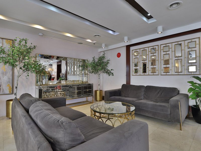 Sun & Sands Downtown Hotel 9