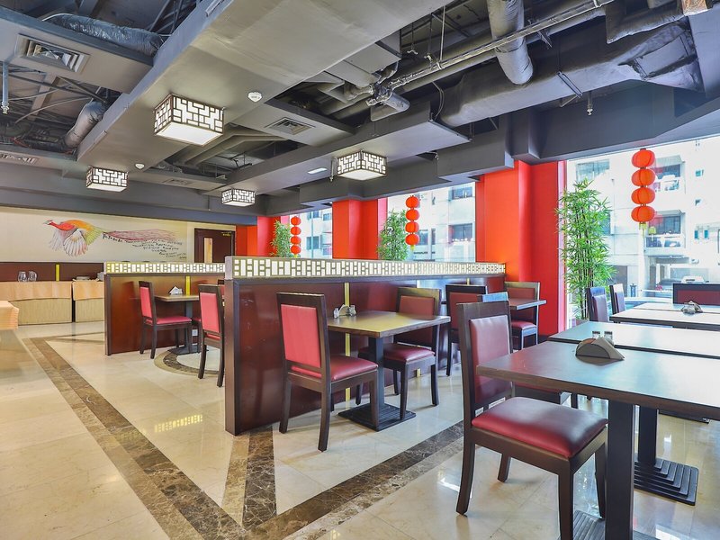 Sun & Sands Downtown Hotel 11