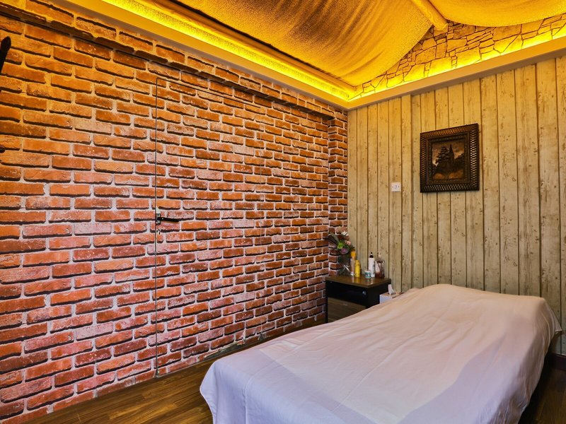 Sun & Sands Downtown Hotel 14