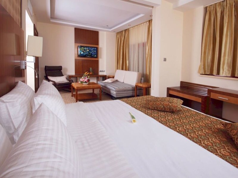 Sun & Sands Downtown Hotel 15