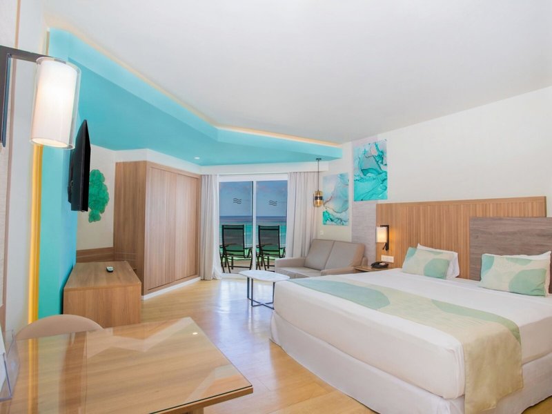 Hotel Riu Palace Antillas 17