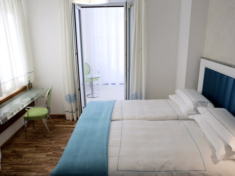 Piccolo Grand Hotel 33