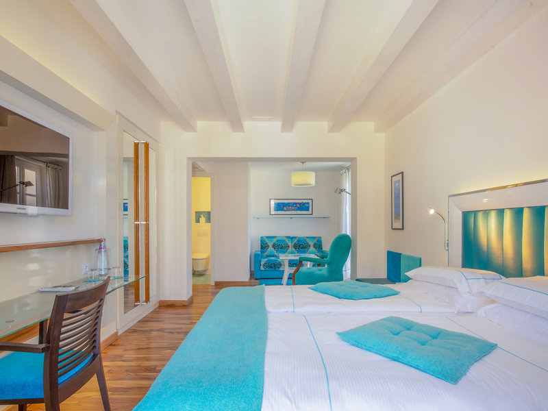 Piccolo Grand Hotel 41