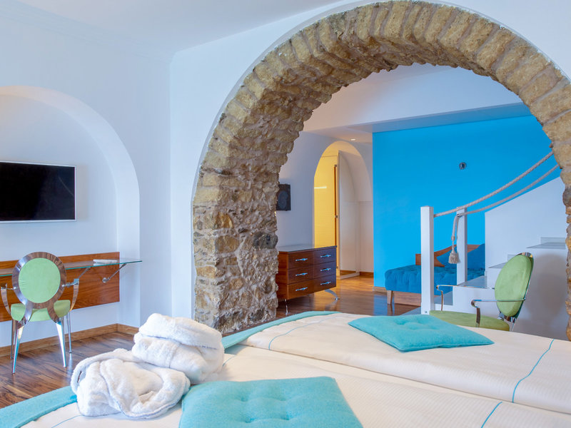 Piccolo Grand Hotel 48