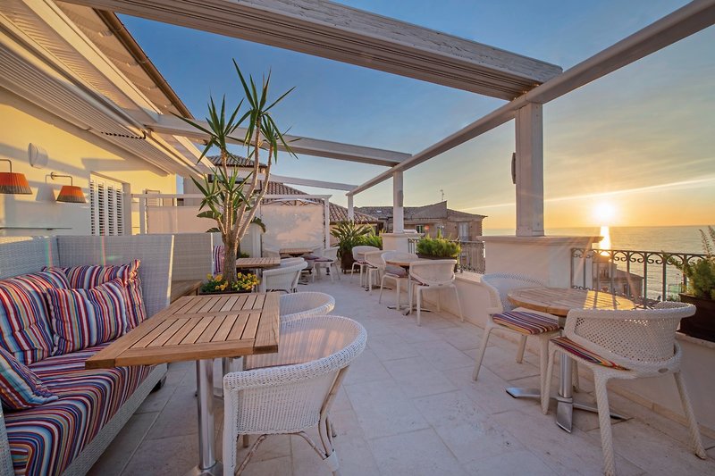 Piccolo Grand Hotel 6