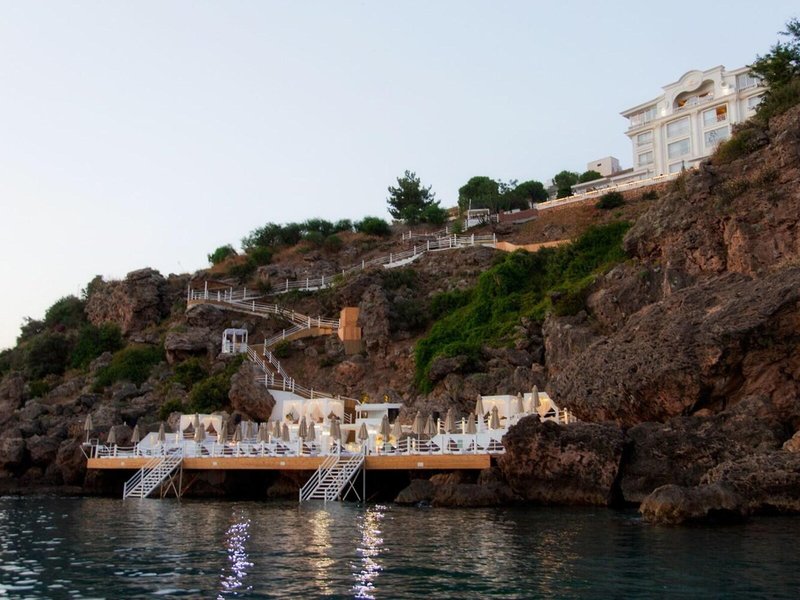 La Boutique Hotel & Suites 9