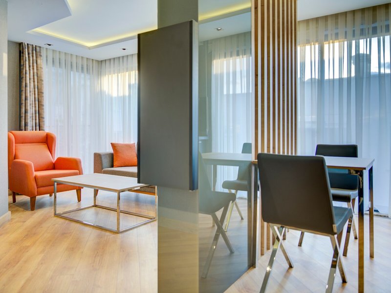 La Boutique Hotel & Suites 39