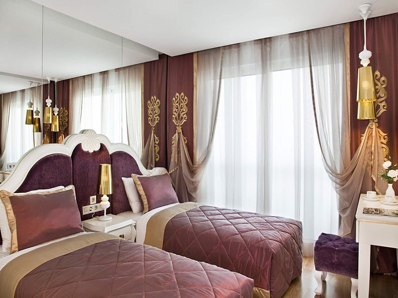 La Boutique Hotel & Suites 50
