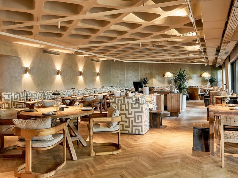 Suite Hotel Eden Mar 26