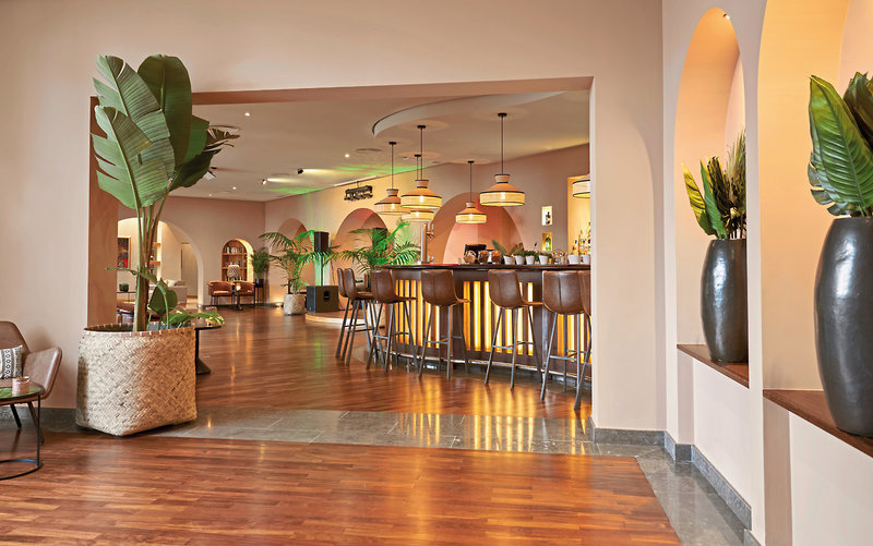 Suite Hotel Eden Mar 16