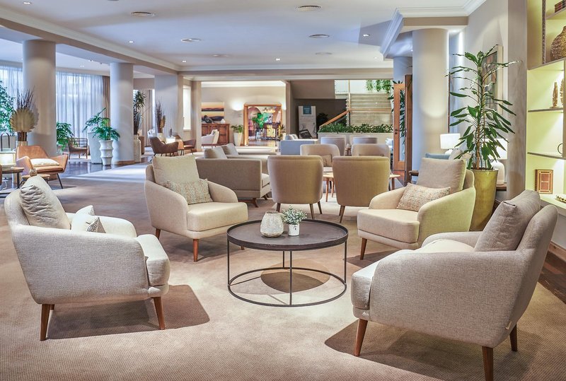 Suite Hotel Eden Mar 12