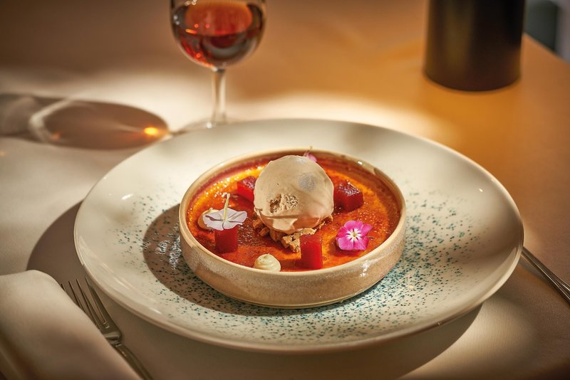 Suite Hotel Eden Mar 16