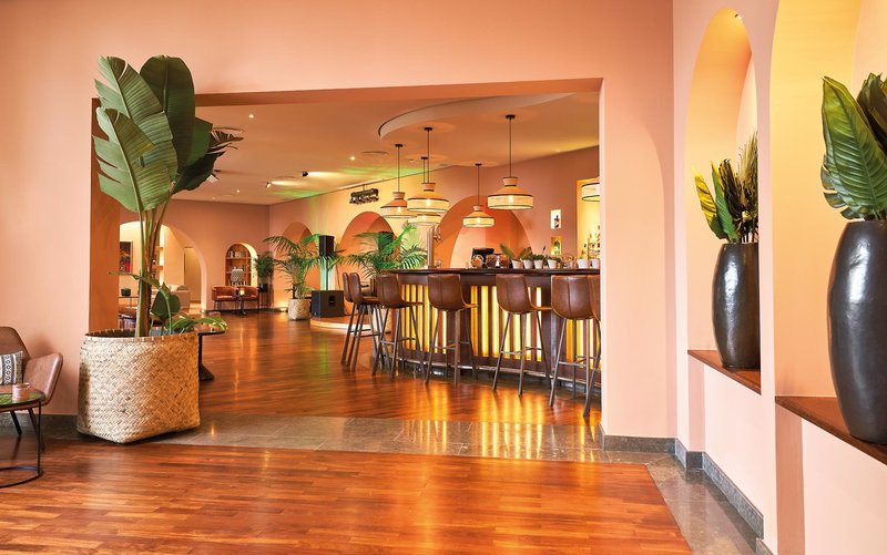 Suite Hotel Eden Mar 20