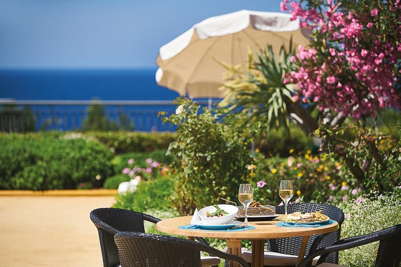 Suite Hotel Eden Mar 33