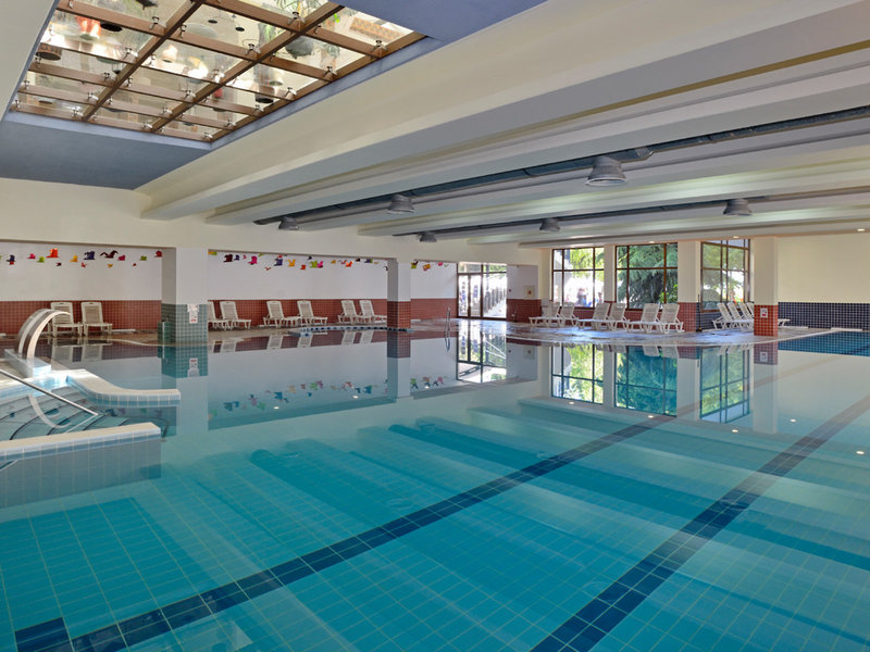 Sol Nessebar Palace 24 - Outdoor Pool