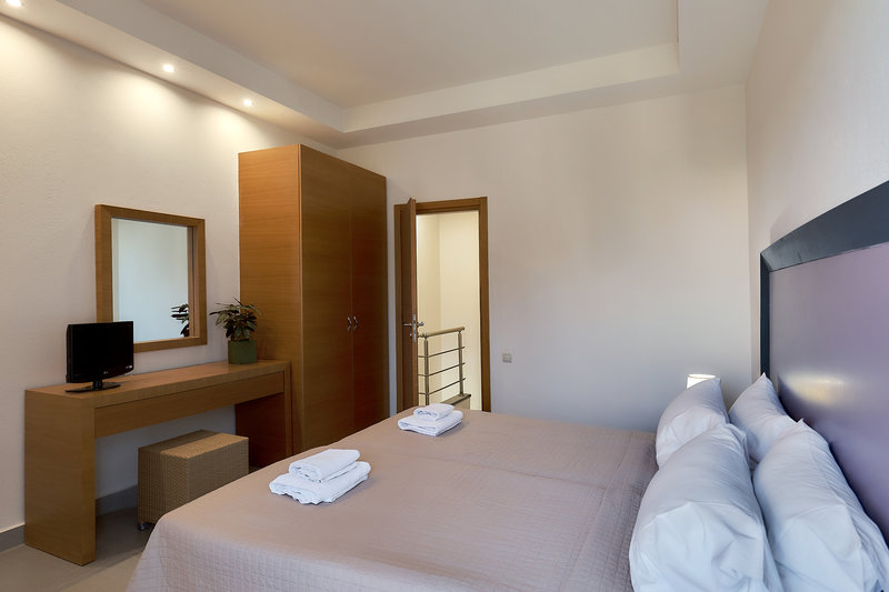 Creteco Hotel & Suites 11