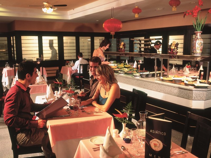 TUI KIDS CLUB Riu Oliva Beach 11 - Restaurant