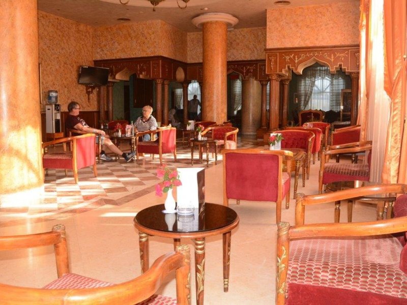 Royal Jinene 4 - Exterior
